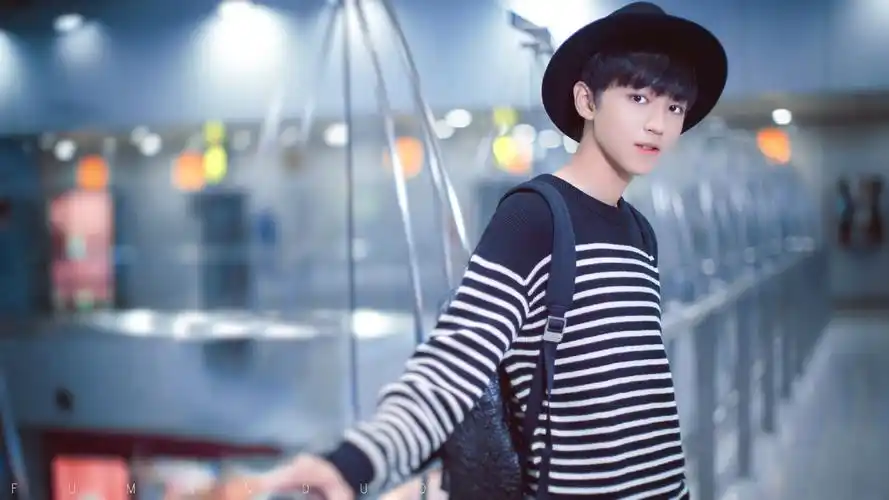 壁纸封面图tfboy 王俊凯 小鲜肉 明星风尚壁纸壁纸于2020-06-16上传