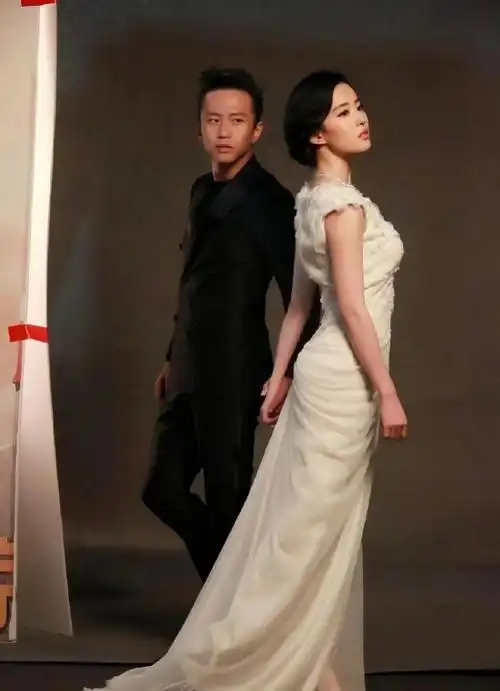 当刘亦菲碰到邓超!