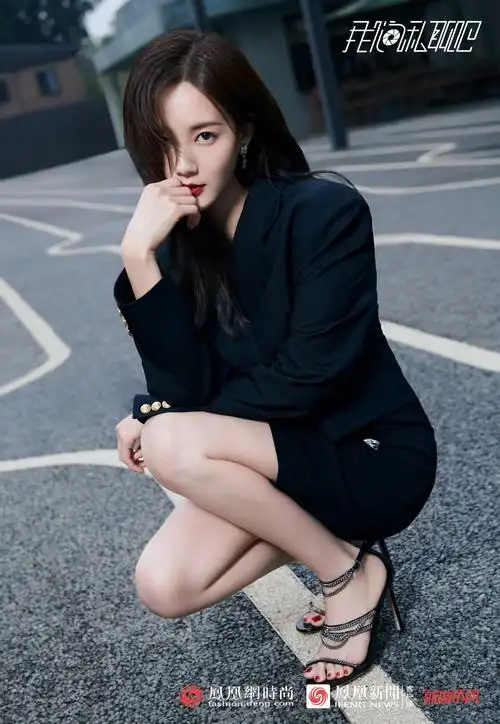 李一桐每个人的心里都有一批小野马