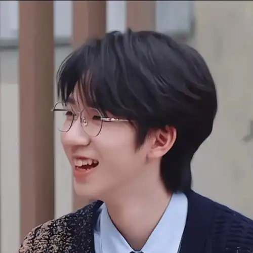 【贺峻霖】笑的好治愈啊