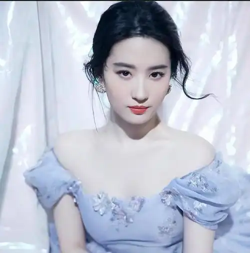 完美女神都是假的这8位娱乐圈女星真实身材一言难尽