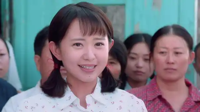 青谷子心上人借住在自己家没成想竟成了自己姑姑这下尴尬了