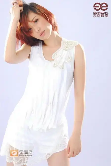 p>李斯丹妮 i>(dany lee) /i>,1990年4月26日出生于四川省成都市