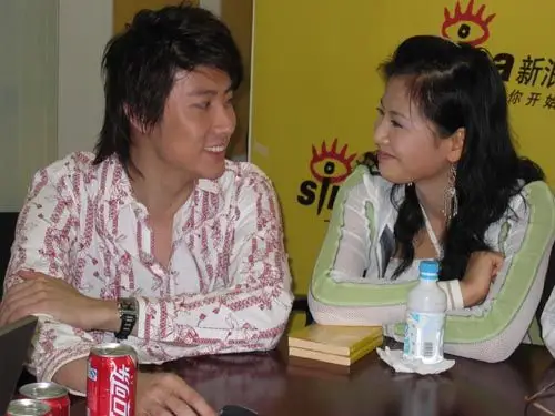 原来就是你新浪聊天戏外姻缘对对配组图