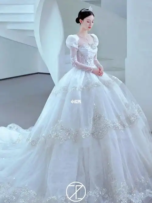 9亿少女的梦公主的本命婚纱重工长袖大拖尾