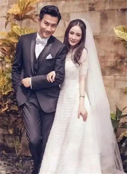 盘点女明星婚礼时的婚纱造型,谁的最美最动人