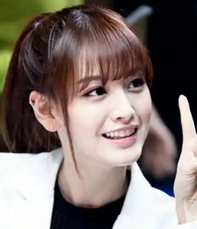 马尾刘海如何扎女生马尾刘海发型扎法图片