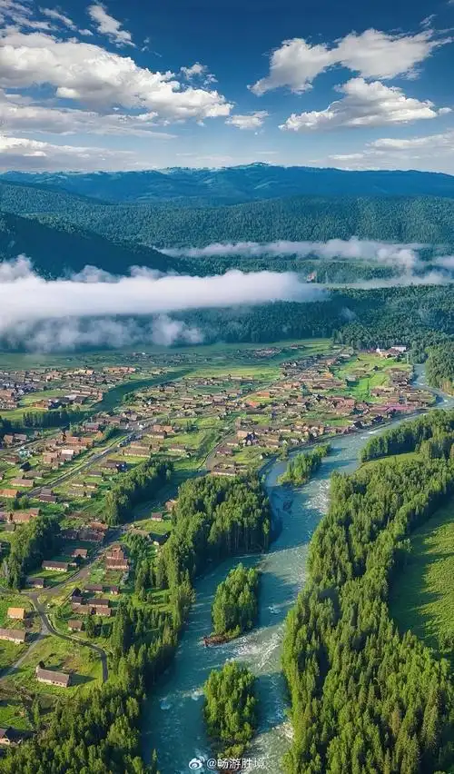 微博旅行家##新疆是个好地方##我们向前中国向上