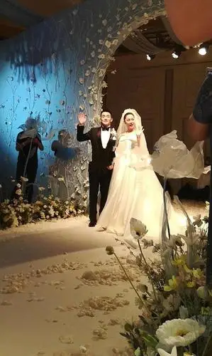 张馨予婚礼现场曝光,新人宣誓时流泪:你就是我要等的那个人