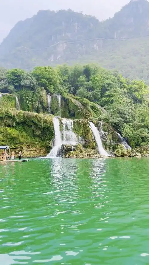 广西跨国德天瀑布,美哉壮哉