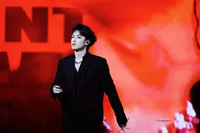 严浩翔叁重楼暨出道四周年演唱会##严浩翔 舞台风暴##严老师我需要手