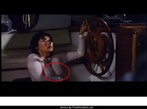 组图胸前若隐若现华人女星凸点是为哪般