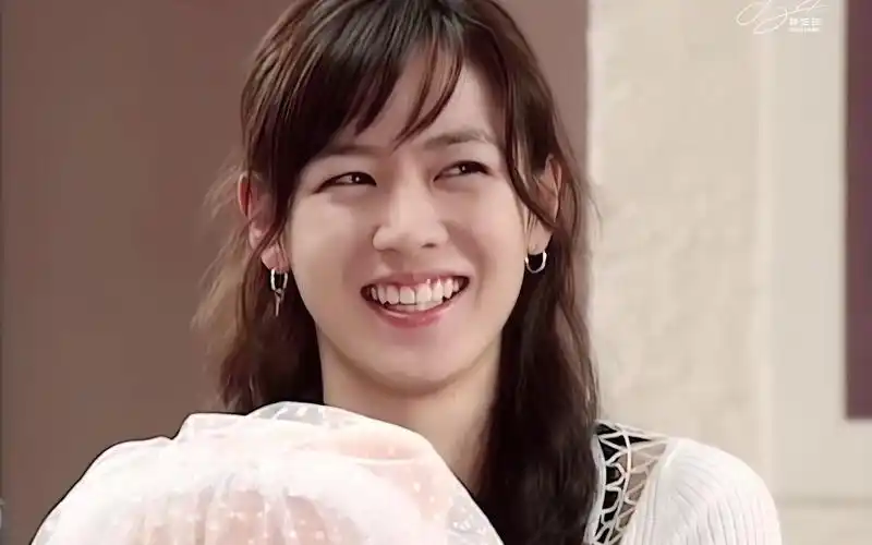 笑起来超甜超治愈呀#孙艺珍 #盛世美颜