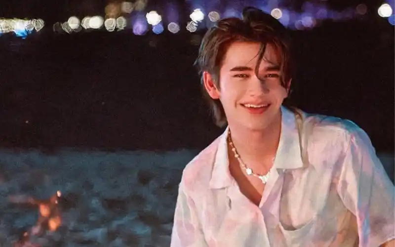 庆怜海花岛海边的风永远记得这个来自古巴的少年