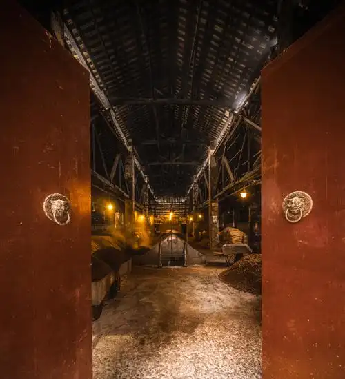 650年明清古窖 助力五粮液领跑白酒市场