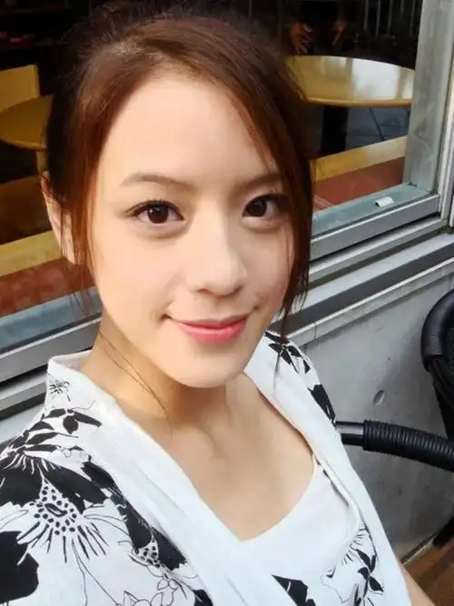 美女歌手江语晨_网易订阅