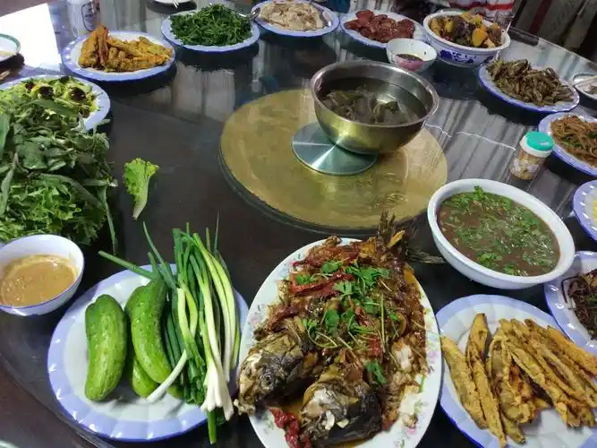 兰山乡·簸箕村·紫花岭乡村游