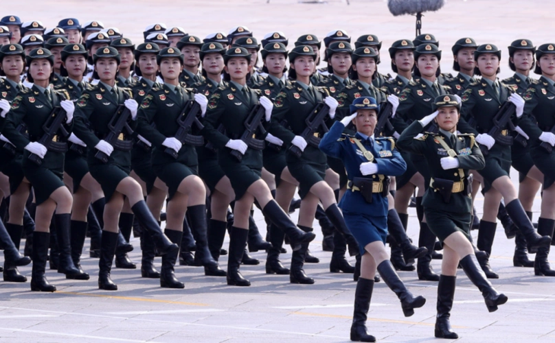 世界各国女兵阅兵风采巾帼不让须眉中国女兵引人注目