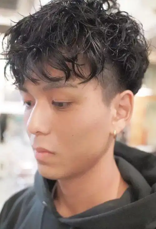 矮个男生烫哪些发型漂亮火爆款的男生短发图片