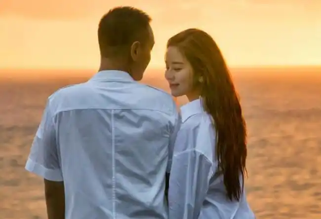 温心汤子嘉公开恋情备受关注,温心这是要嫁入 豪门的节