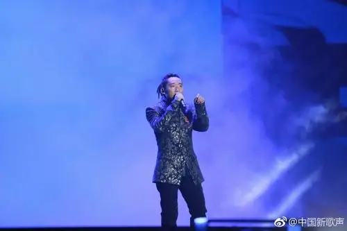 中国新歌声第二季收官扎西平措夺冠刘欢首成冠军导师