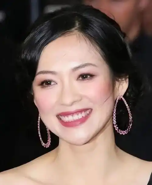 酱园弄杀青宴上章子怡哽咽感谢导演多年依然选择她主演