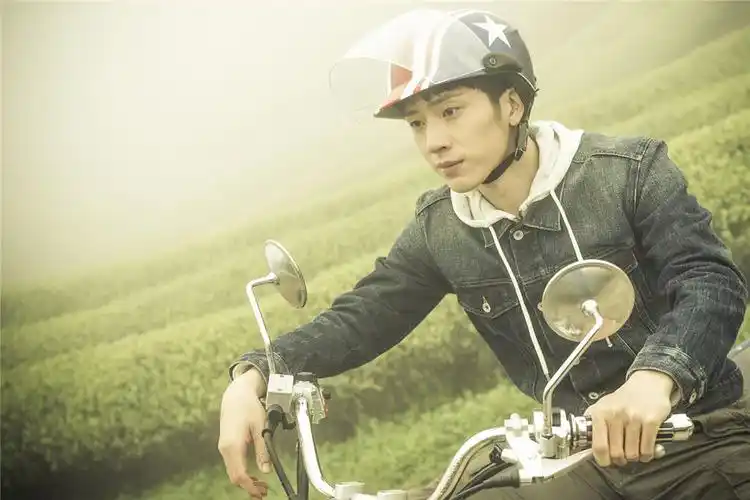 高清:《失孤》井柏然剧照 机车少年温暖返乡路