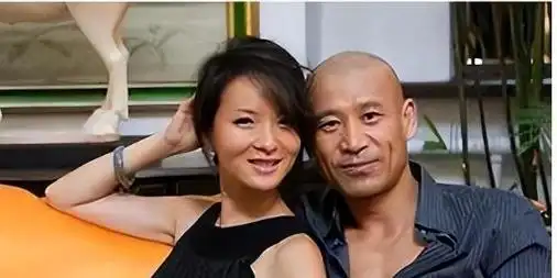 演员谢兰:和丈夫坚持丁克12年愁坏婆婆,39岁意外得子全家乐开怀