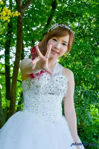 婚纱美女 韩宝仪最佳音质