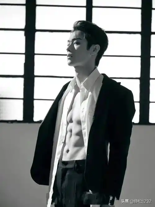 邓为20,肖战第9,张艺兴第7,吴磊第4_身材_腹肌_时尚