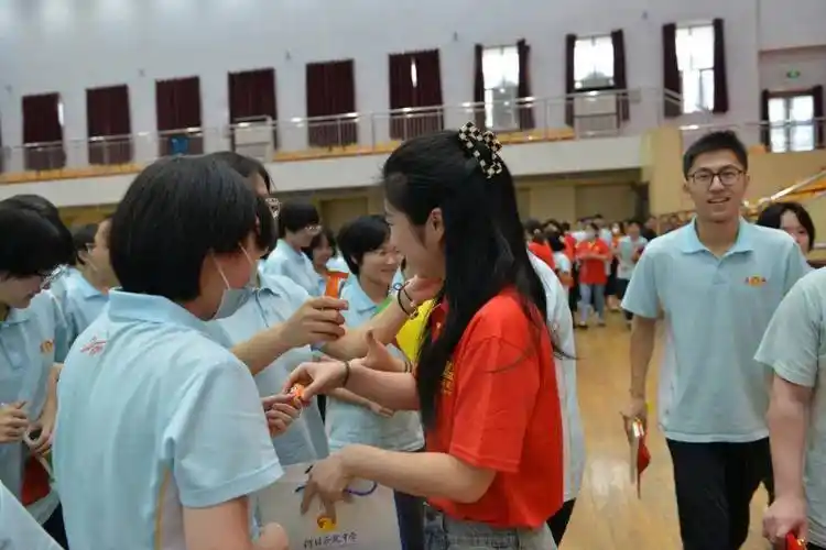 河北正定中学2023届学生毕业典礼隆重举行_正中_青春_高三