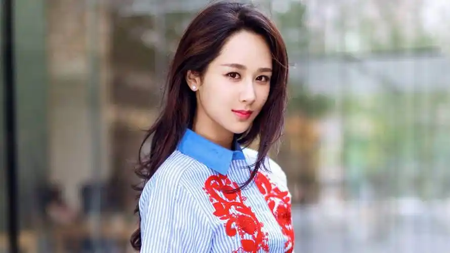 原创娱乐点评杨紫李佳琦章子怡何超莲纪凌尘陈乔恩