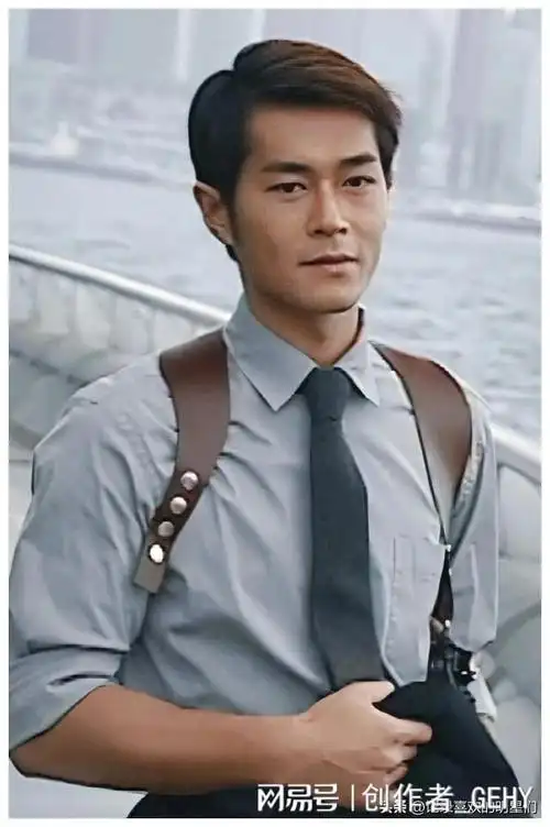 年轻时期的古天乐颜值爆表啊,演技精湛,属于天花板级别人物!