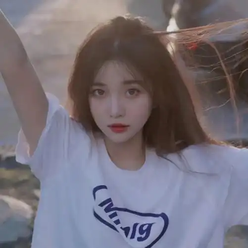 这期女生头像真的好看炸了_萌于予-商业新知