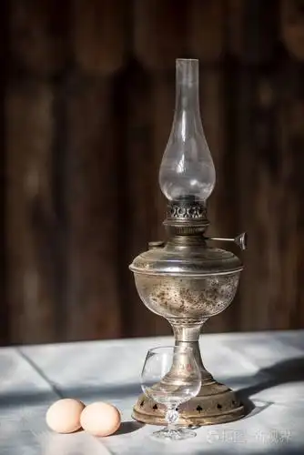 装饰成分与复古物品