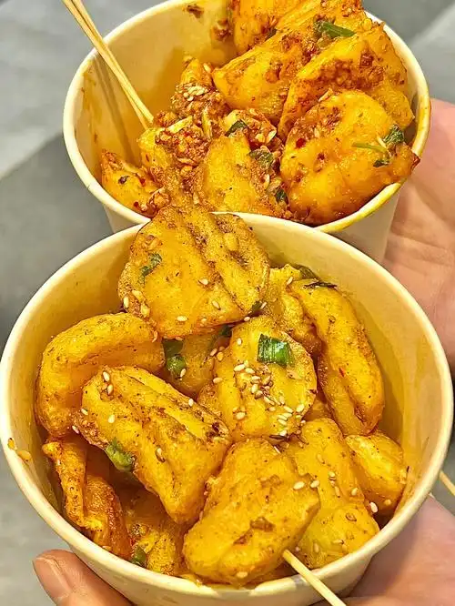 特别喜欢吃贵州炸土豆片的我在东街附近发现了一家炸土豆!