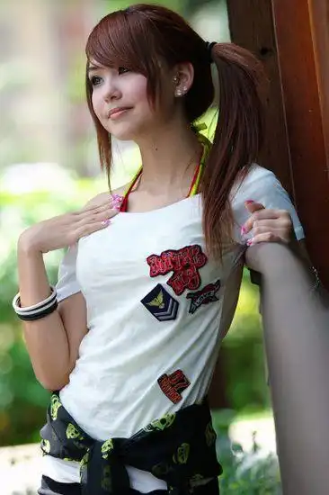 昆凌旧照出土疑整容 昆凌整容前后照片