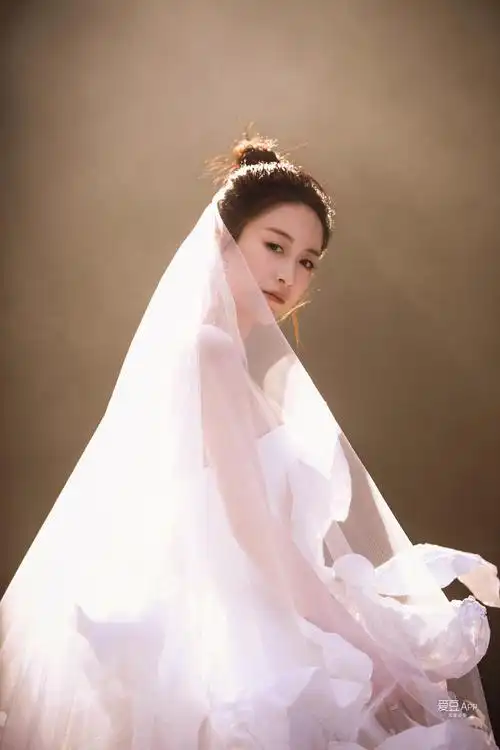 消息李嘉格新专辑首波主打歌曲谢谢你爱我洗脑上线