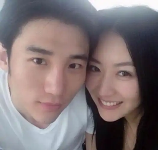 白冰与丁一邂逅之际,丁一便对她怀揣着深深的倾慕