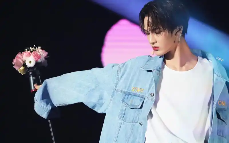 【朱正廷】flashlight│个人成长回忆向混剪