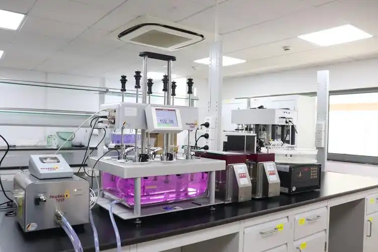 德祥集团与药物制剂国家工程研究中心建立药物制剂联合实验室