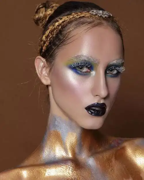 大片欣赏|油画般色彩的创意妆容,每一张都值得珍藏