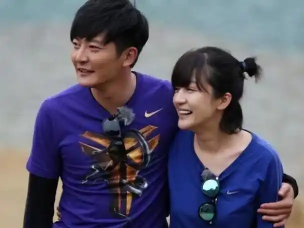 姐姐嫁给陆毅,妹妹嫁给郭京飞,成就了娱乐圈最好的连襟