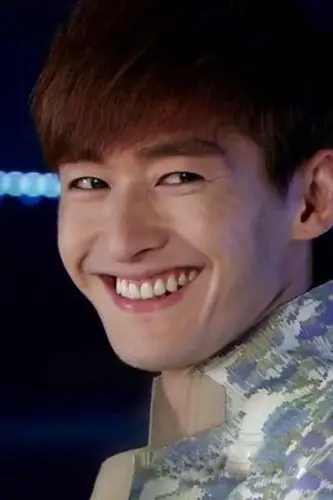 求张翰这张图原图 没水印的