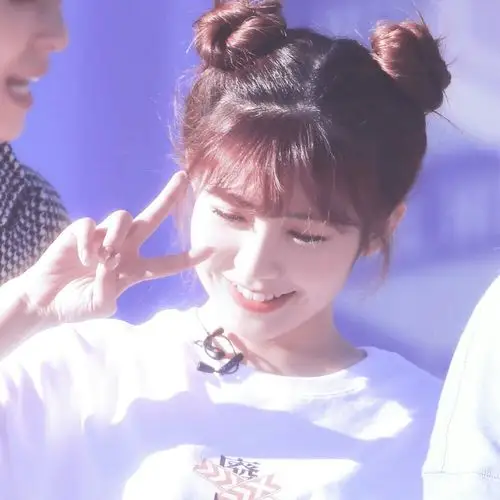 赖美云/女生头像/爱豆头像/by姜甜软