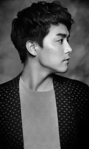 马天宇暖男黑白写真手机壁纸