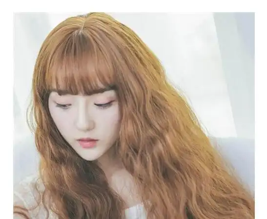 小卷发式的玉米烫发型