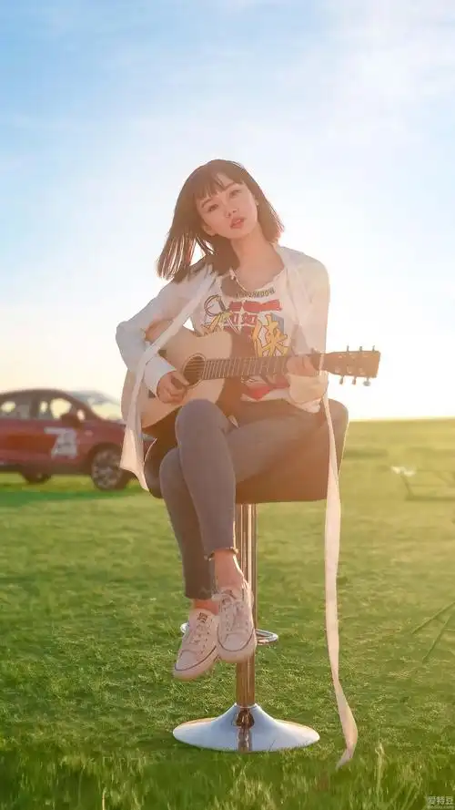 黄龄打破情歌桎梏 新作《大调》今日发布