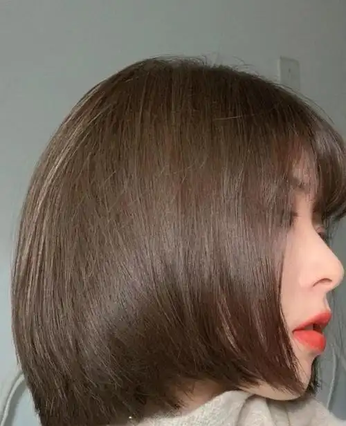 什么发色显皮肤白,染发什么颜色显肤色白