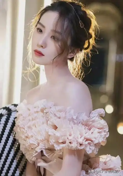 中国公认颜值最高的女明星(中国内地女明星颜值前100名)-天晟网